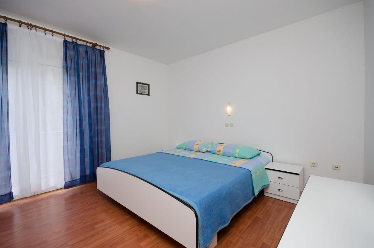Apartments By The Sea In Lopar Exterior photo